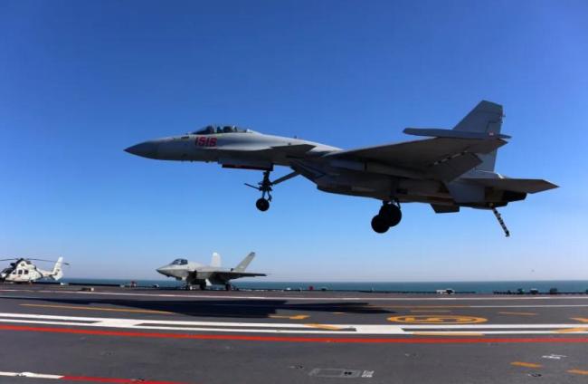 电磁弹射给福建舰带来哪些优势 提升舰载机作战效能